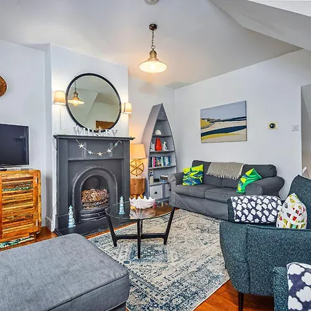 Holiday home Finest Retreats - No 3 Sandside *