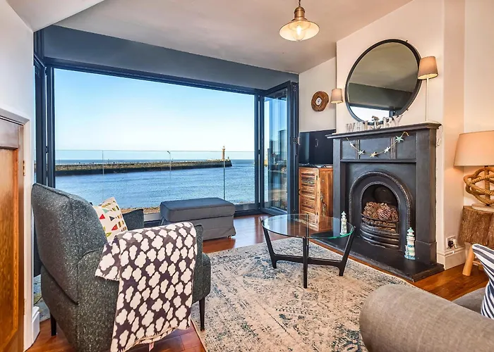 Finest Retreats - No 3 Sandside Holiday home *