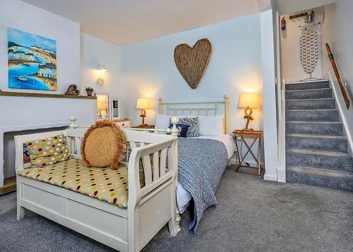 Finest Retreats - No 3 Sandside *