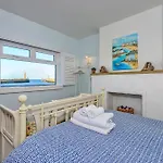 Finest Retreats - No 3 Sandside Whitby