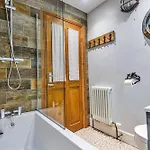 Finest Retreats - No 3 Sandside *