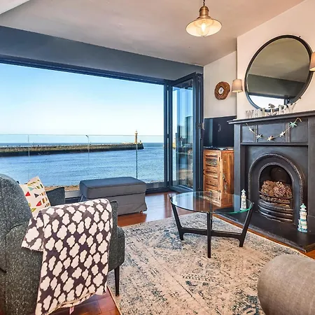 Finest Retreats - No 3 Sandside Holiday home *